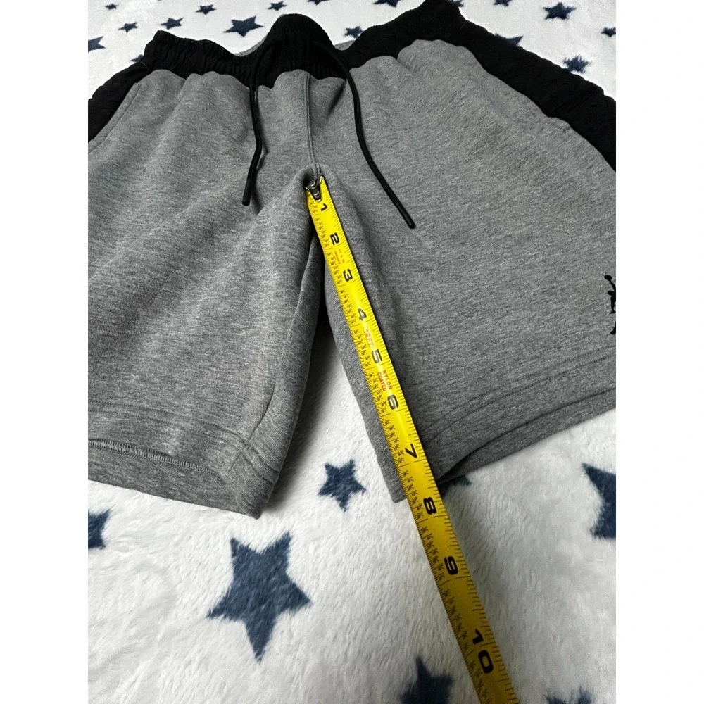 Jordan 23 Engineered Shorts Mens Medium Gray Black Fleece Athletic Zip Pocket